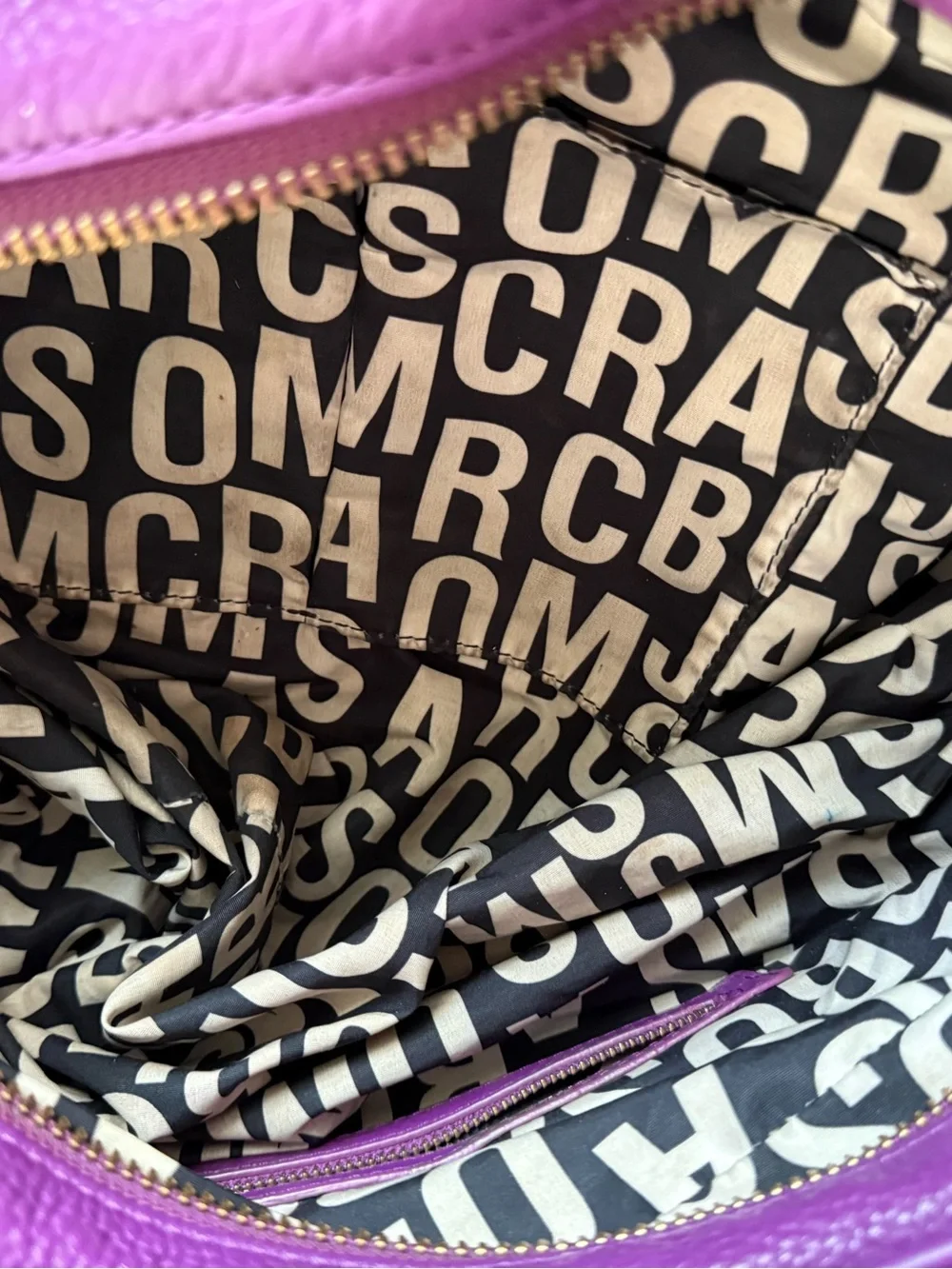 Marc by Marc Jacob’s Classic Q Baby Groove